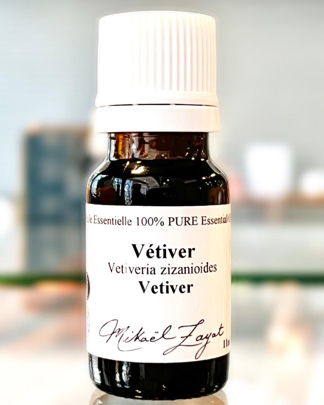 Vetiver, the deep roots of perfumery